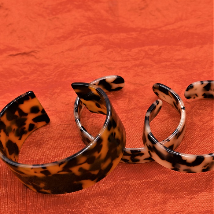 bracelet leopard en resine