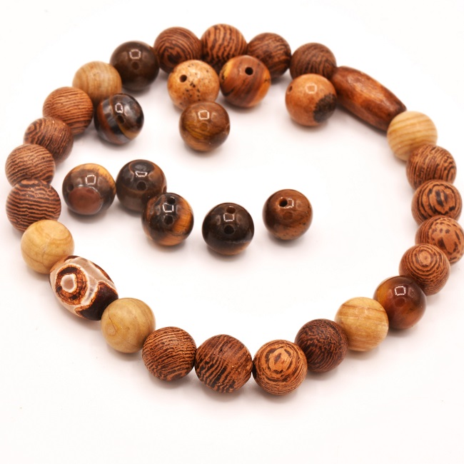 des perles oeil de tigre et bois wengé des perles oeil de tigre et bois wengé