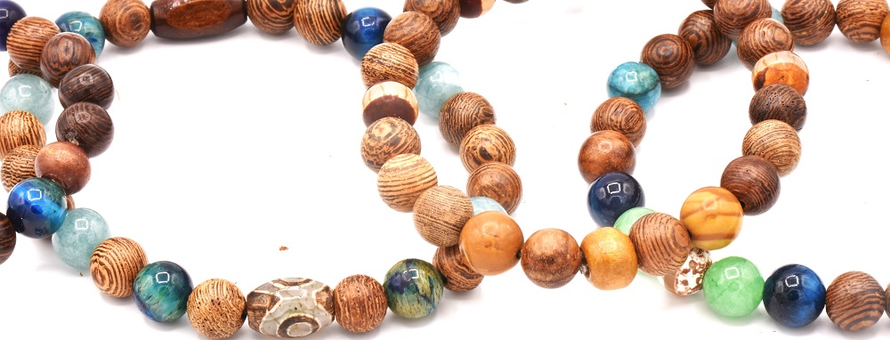 la sagesse du tibet avec ce bracelet homme naturel et masculin. la sagesse du tibet avec ce bracelet homme naturel et masculin.